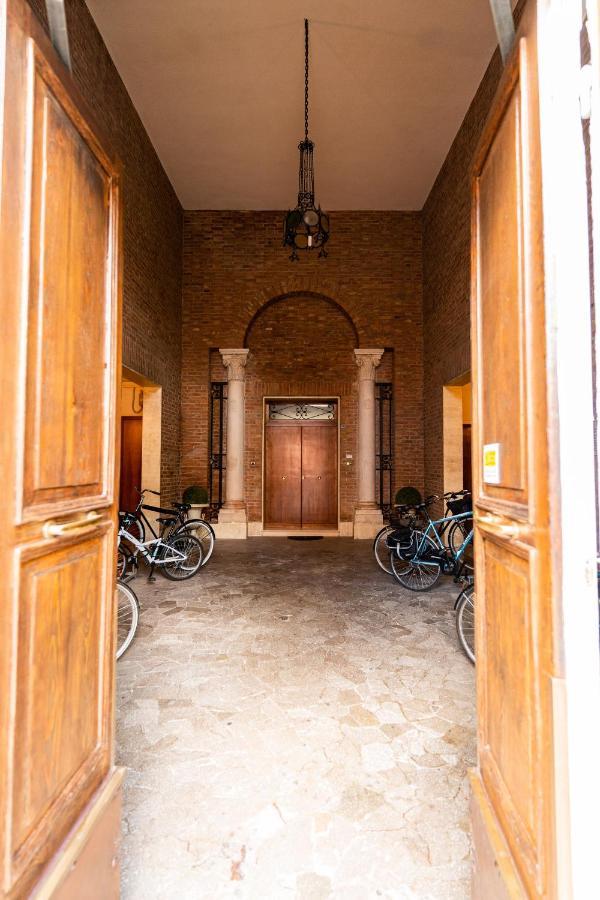 Apartament Sacrati 39 Ferrara Zewnętrze zdjęcie